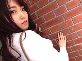 新人デビュードキュメント 最高級クラブのGカップ巨乳女 坂上莉央　サンプル画像02